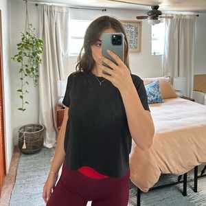 Lululemon black workout tshirt